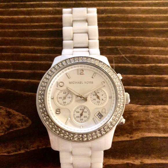 Watches - Picture 5 of 5